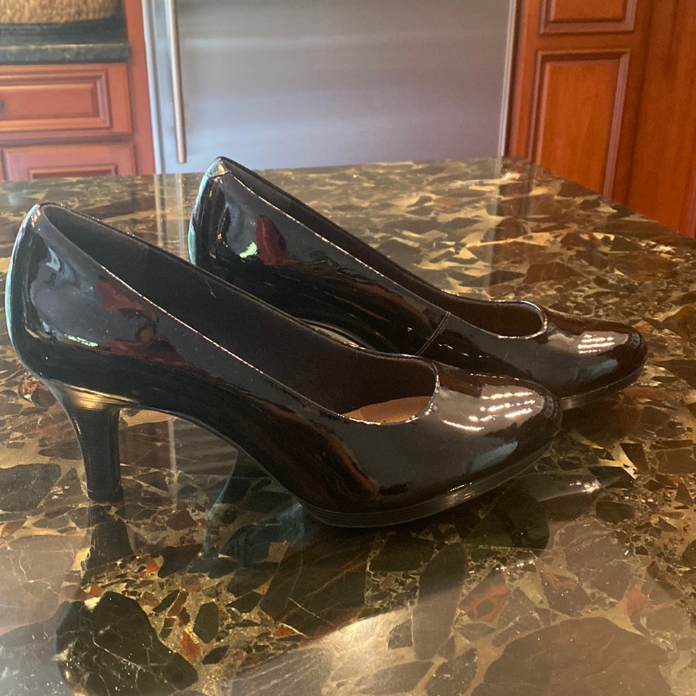 Clarks heels